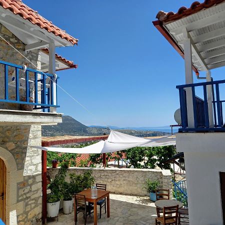 Amphora Guesthouse Himarë Exterior foto