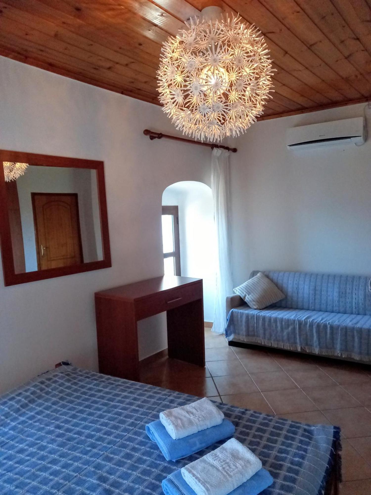 Amphora Guesthouse Himarë Habitación foto